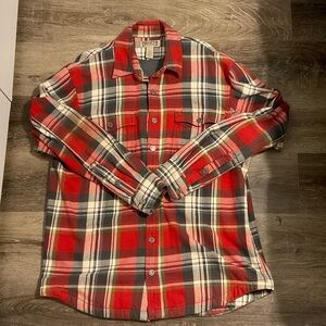Duluth Trading Co Men's Red Plaid Button-Down Flannel Shirt
